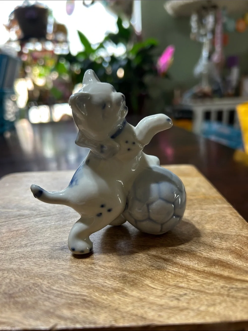 Vintage 1970-1990’s Delft-Style Kitsch Blue & White Cat Playing with A Ball